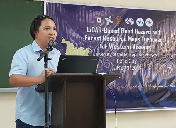 Mr. Dumpit on DOST's DEWS Project coverage of Western Visayas